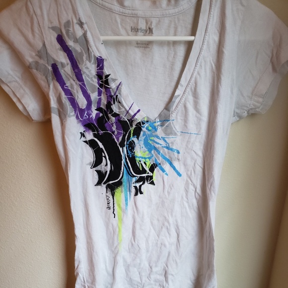 Hurley Tops - Splash Design Hurley V neck Top
